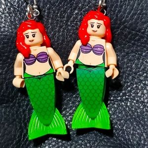Sold out Life as a Mermaid 🧜‍♂️🧜‍♀️ Corsen the Ruby Red hair beauty earrings!